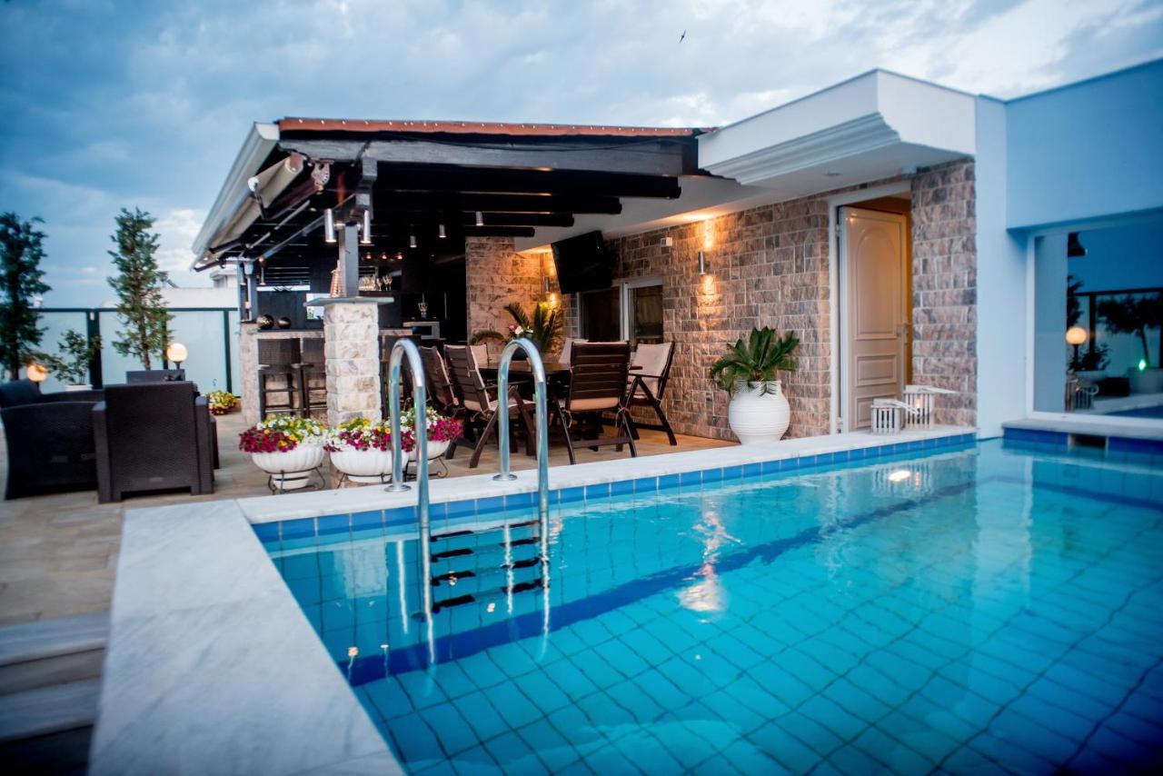 Luxury Penthouse With Private Pool Apartment Preveza Luaran gambar
